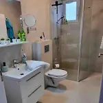 Gemuetliches Mit Whirlpool & Dachterrasse Vakantiehuis *