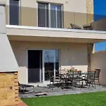 Gemuetliches Mit Whirlpool & Dachterrasse Vakantiehuis