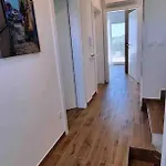 Gemuetliches Mit Whirlpool & Dachterrasse Vakantiehuis *