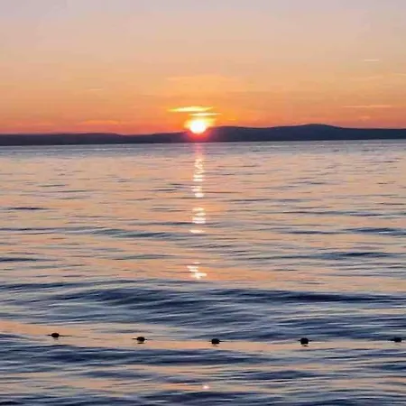 Gemuetliches Mit Whirlpool & Dachterrasse Tatil Evi Privlaka (Zadar)