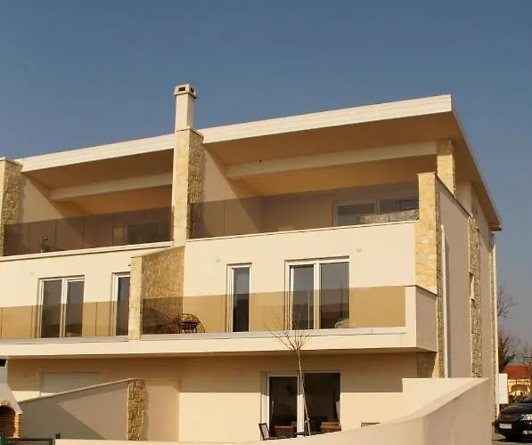 Gemuetliches Mit Whirlpool & Dachterrasse * Privlaka (Zadar)