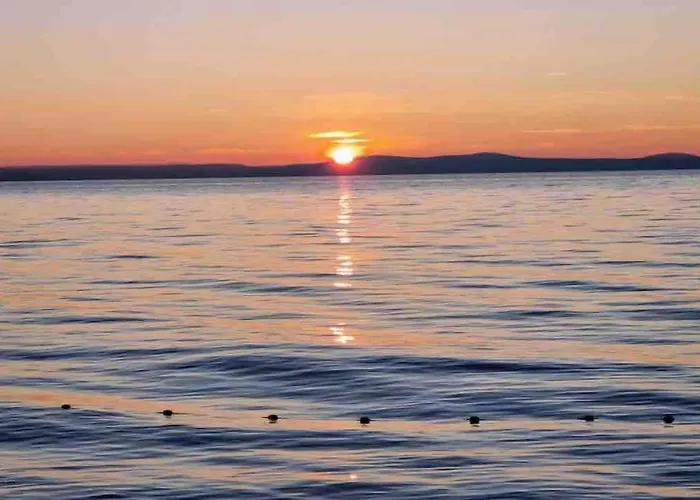 Gemuetliches Mit Whirlpool & Dachterrasse Tatil Evi Privlaka (Zadar)
