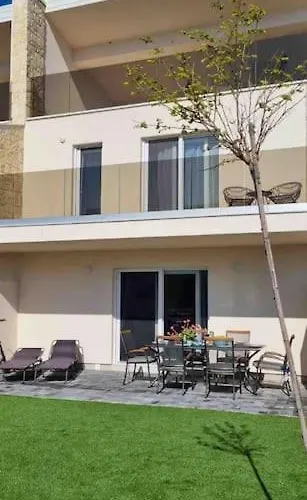 Tatil Evi Gemuetliches Mit Whirlpool & Dachterrasse